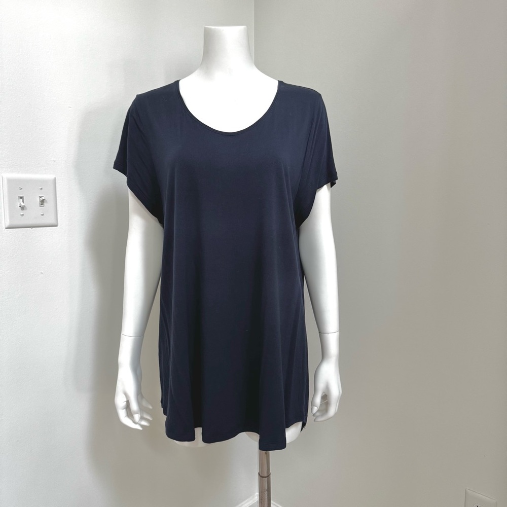 Luxe GAP Navy Short Sleeve Women's Tee